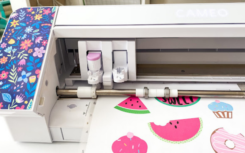 New to Silhouette CAMEO 4
